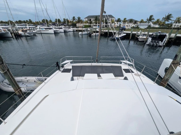 Catamaran te huur in Bas du Fort voor de beste prijs