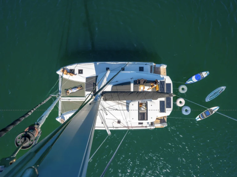 Bootverhuur Lagoon Lagoon 43 in Seget Donji via SamBoat
