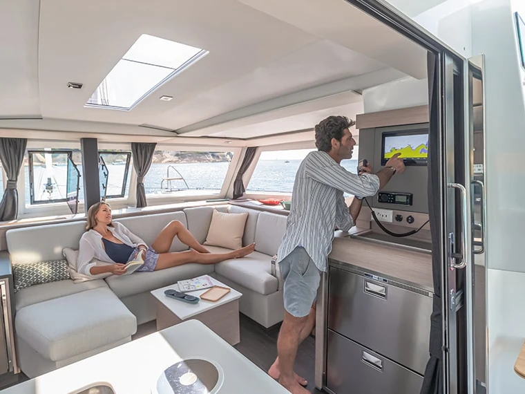 Huur een Fountaine Pajot Isla 40 in Anse Marcel