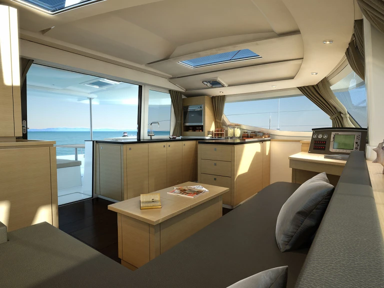 Fountaine Pajot Helia 44 te huur van particulier of professional in Le Marin