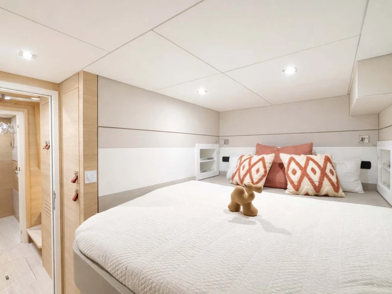 Bootverhuur Port Grimaud goedkoop Aventura 45