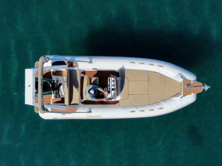 Jachthuur in Old port of Corfu - Tomahawk VIP 2026 via SamBoat