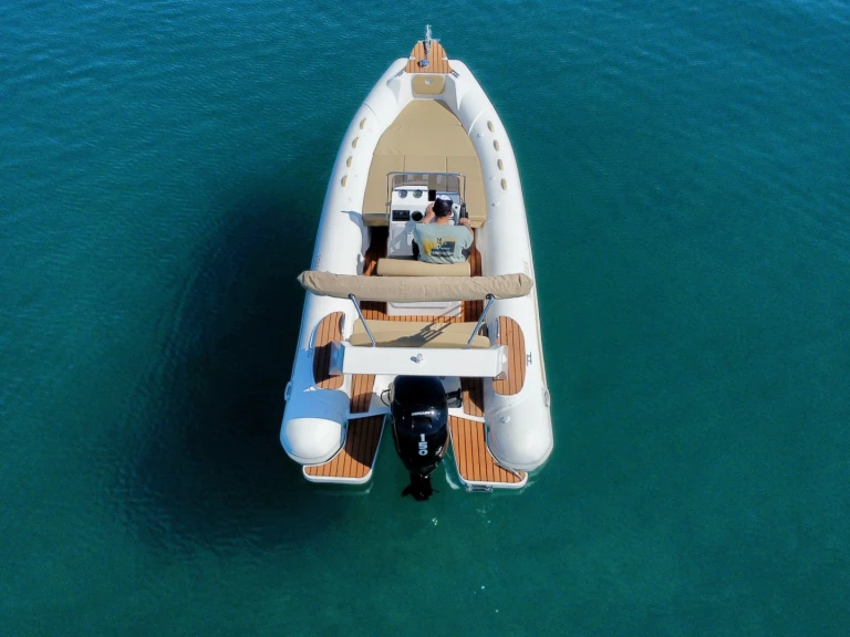 Bootverhuur Tomahawk VIP 2026 in Old port of Corfu via SamBoat