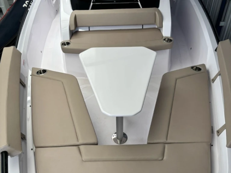 Bootverhuur La Trinité-sur-Mer goedkoop 29 Sun Top