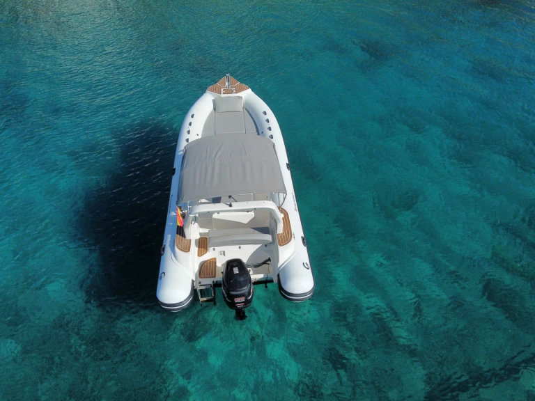 RIB te huur in Santa Eulària des Riu voor de beste prijs