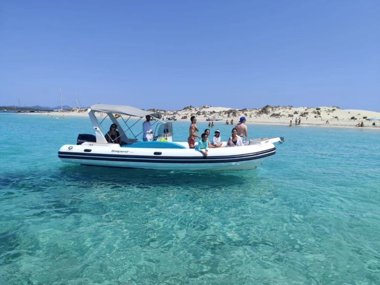 Bootverhuur Santa Eulària des Riu goedkoop Tempest 750