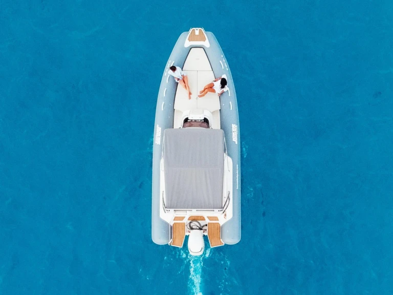 Bootverhuur Santa Eulària des Riu goedkoop Medline 850