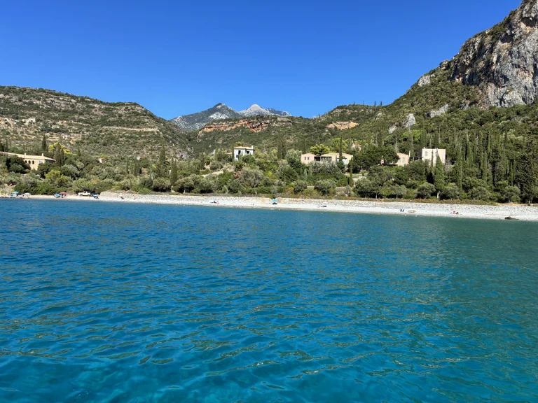 Motorboot te huur in Kalamata voor de beste prijs