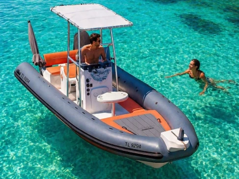 Zodiac 6, 50m Expédition  te huur van particulier of professional in Cannes