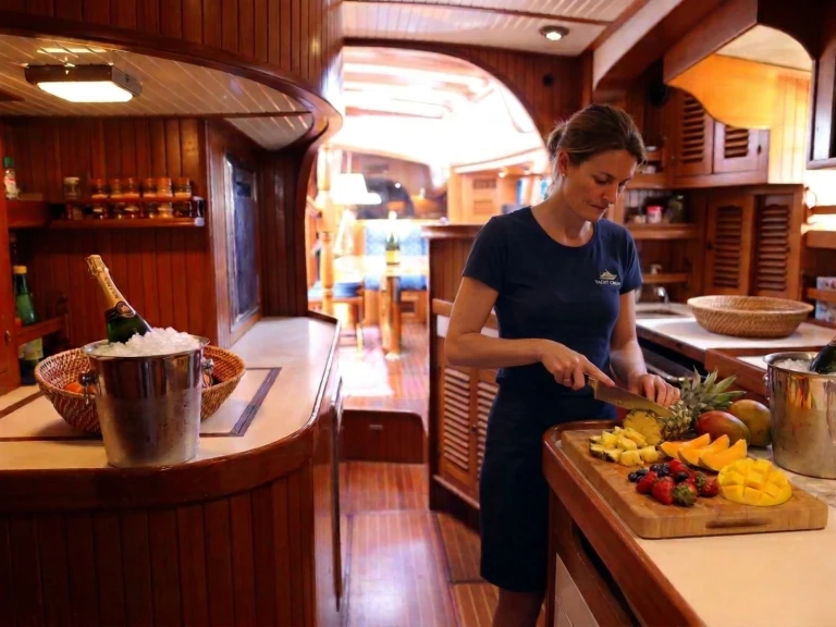 Huur een Ta Chiao Scorpio 72 in Hyères