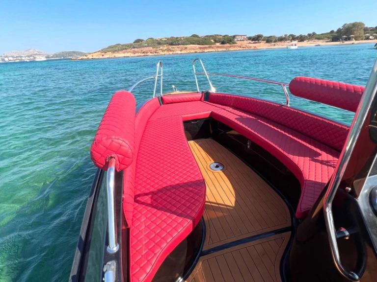 Verhuur Motorboot in Glyfáda - ISATEK TEKNE COBRA 495