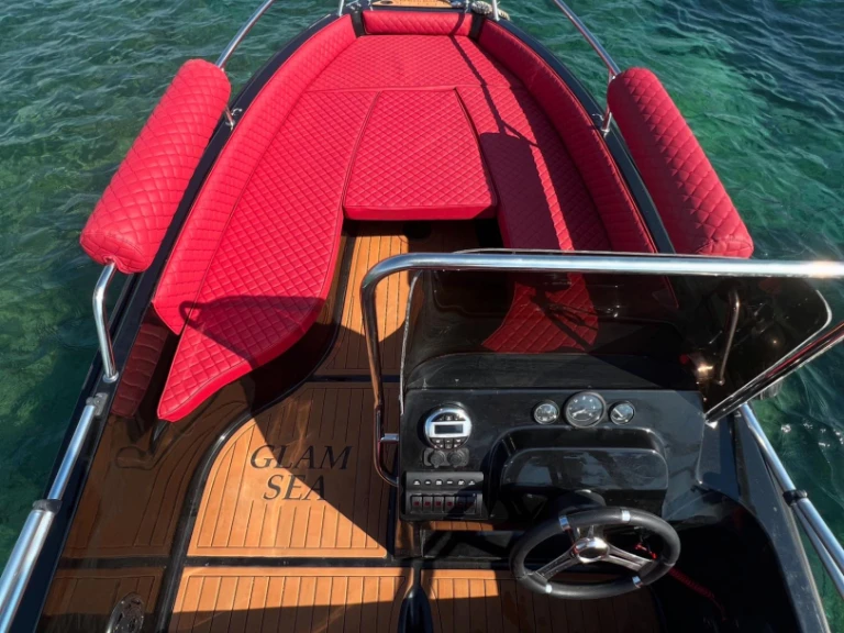 Bootverhuur ISATEK TEKNE COBRA 495 in Glyfáda via SamBoat