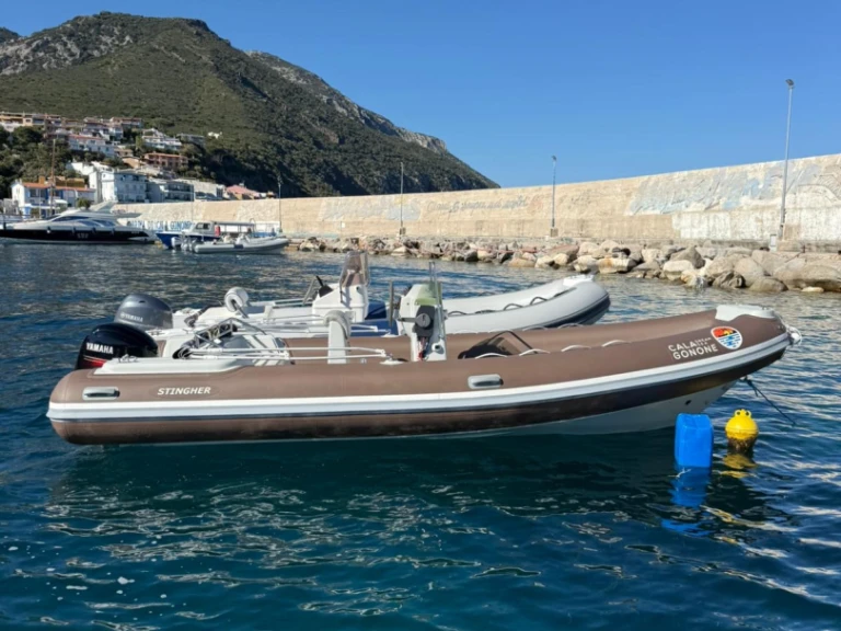 RIB te huur in Cala Gonone voor de beste prijs