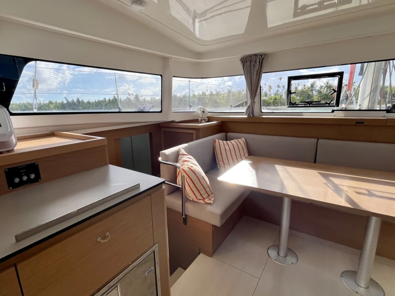 Verhuur Catamaran in Papeete - Excess Excess 11