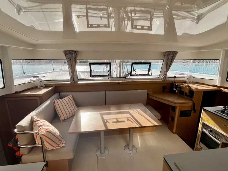 Bootverhuur Excess Excess 11 in Papeete via SamBoat