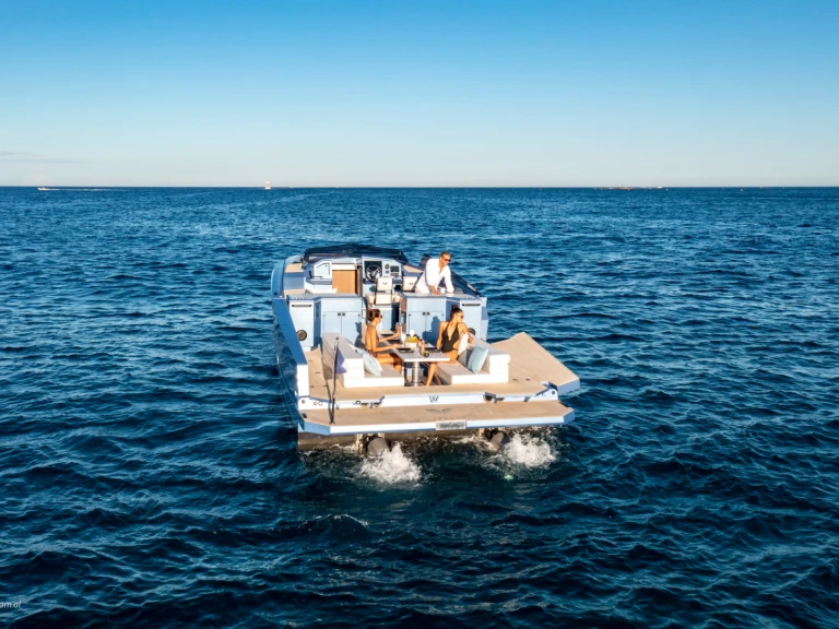 Motorboot te huur in Cannes voor de beste prijs