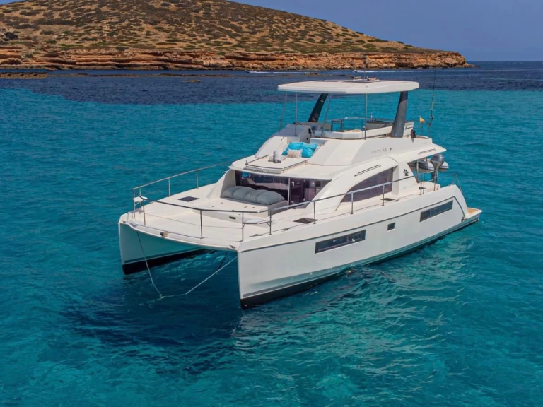 Verhuur Catamaran in Ibiza Town - Leopard Leopard 43 Powercat