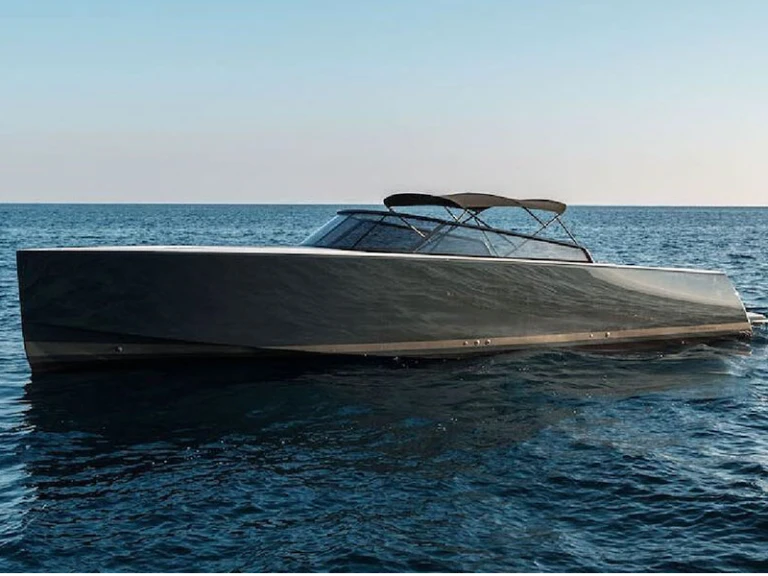 Huur een VanDutch VanDutch 40 in Marina Botafoch