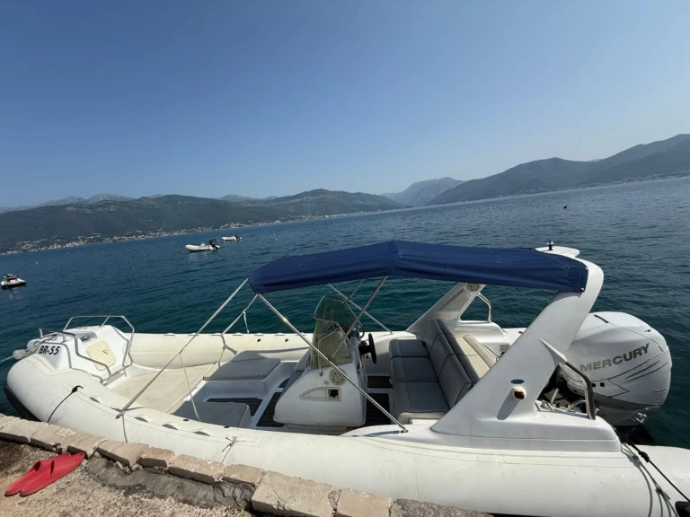 Sacs Sacs S 780 te huur van particulier of professional in Tivat