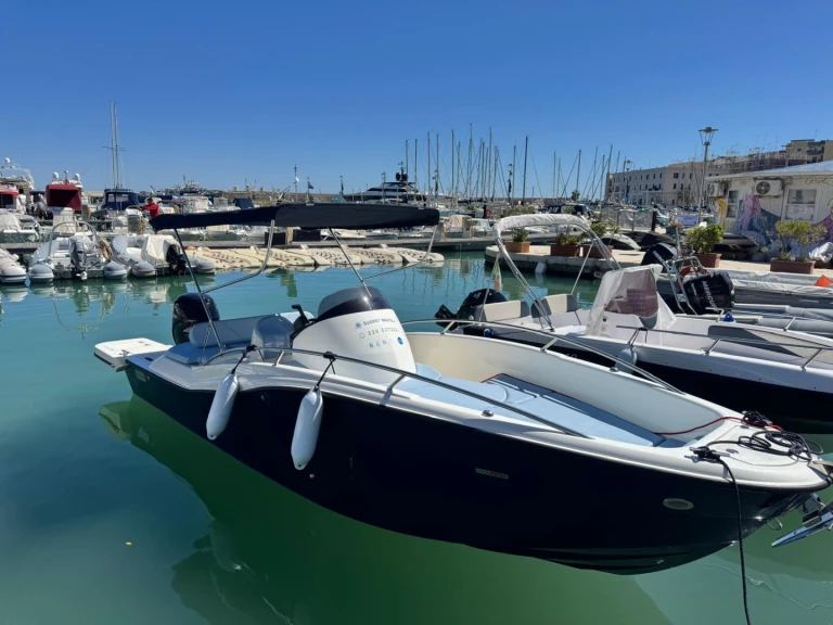 Clear Marine LIBRA OPEN 650 te huur van particulier of professional in Bisceglie