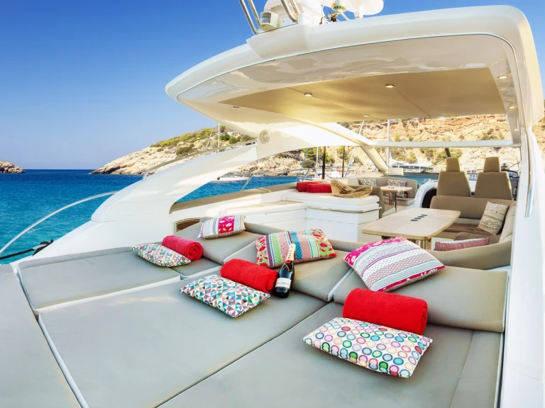 Huur Motorboot met of zonder schipper Princess in Marina Botafoch