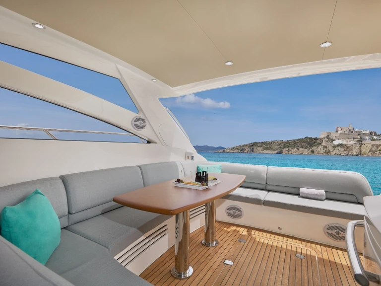 Bootverhuur Princess Princess V58 in Marina Botafoch via SamBoat