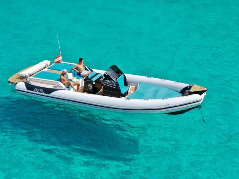 Huur een Noah 29EFB in Marina Botafoch