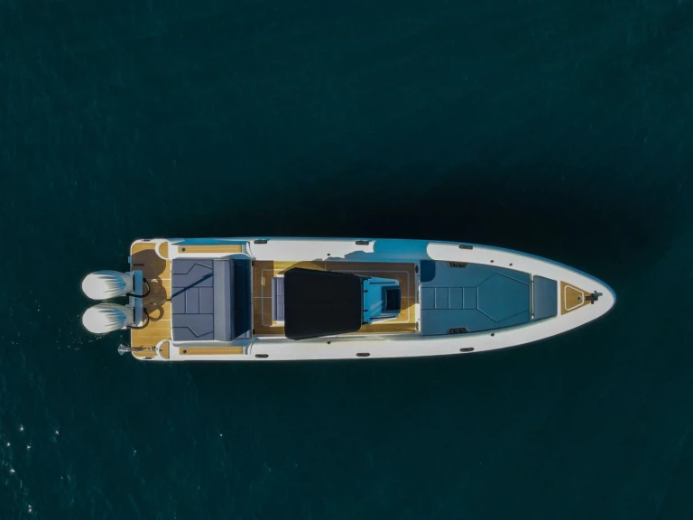 Rock 36 te huur van particulier of professional in Marina Aliki
