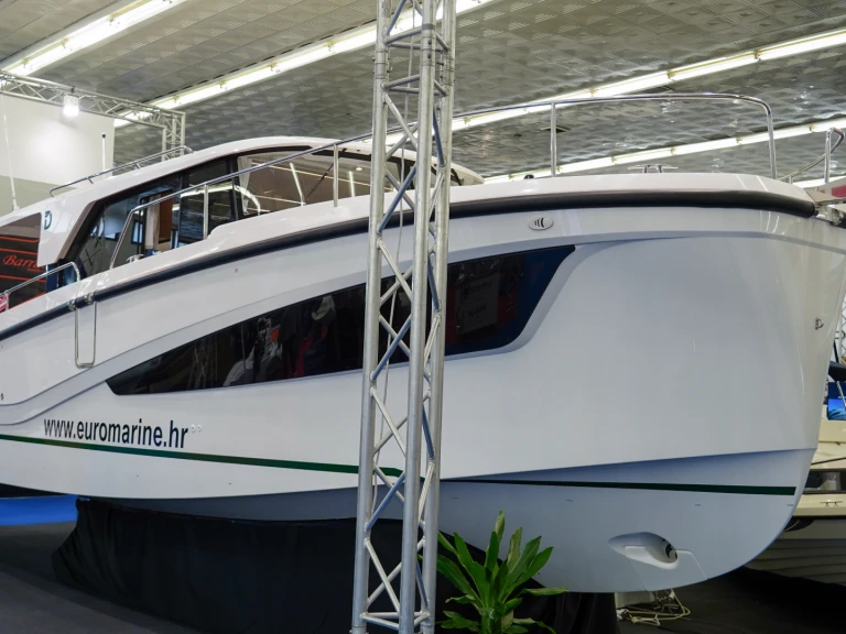 Jachthuur in Split - Delphia Delphia 10 Sedan via SamBoat