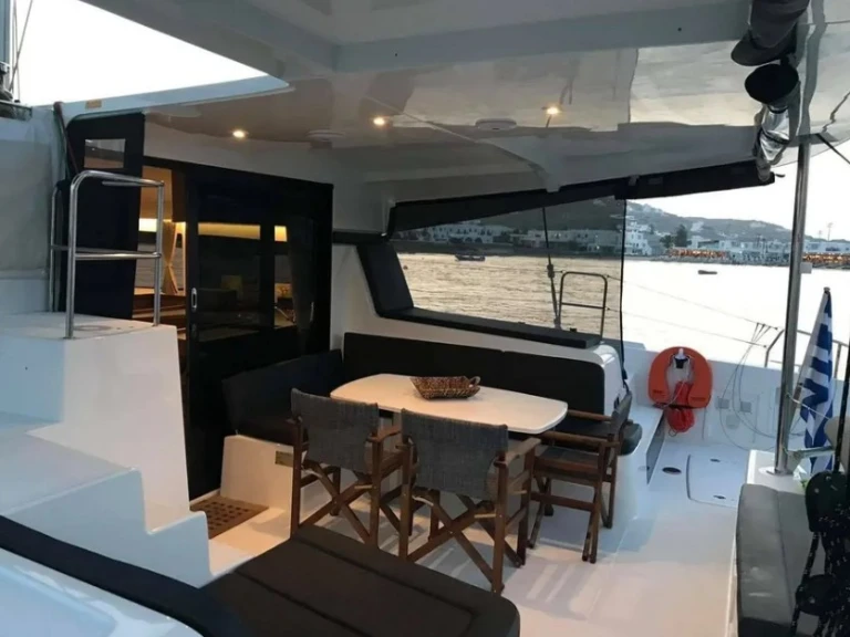 Catamaran te huur in Rhodes (City) voor de beste prijs