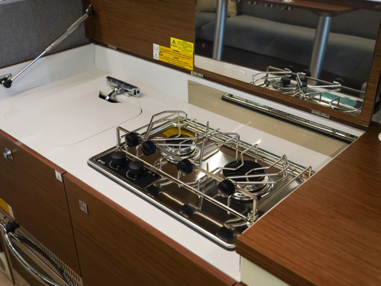 Bootverhuur Delphia Delphia 10 Sedan in Split via SamBoat