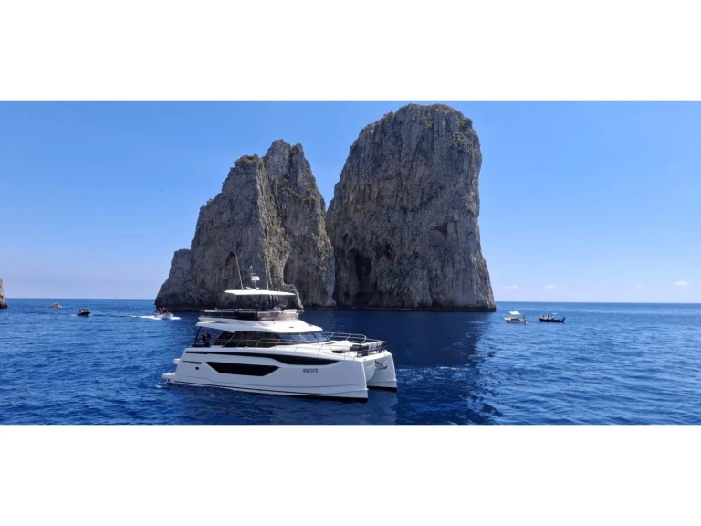 Jachthuur in Castellammare di Stabia - Prestige Prestige M48 via SamBoat