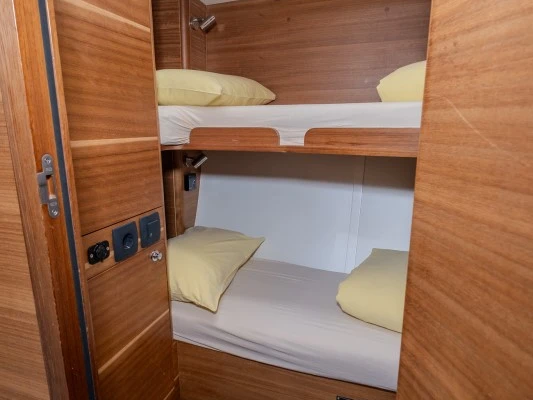 Elan Impression 50.1 te huur van particulier of professional in Šibenik