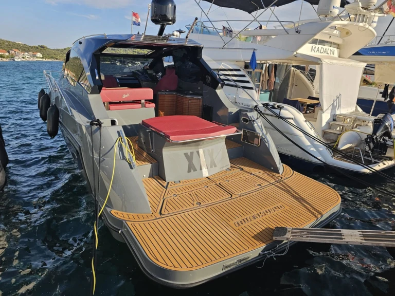 Jacht te huur in Biograd na Moru voor de beste prijs
