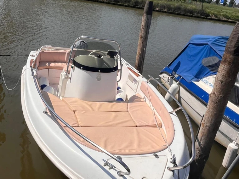 Huur Motorboot met of zonder schipper Elan in Chioggia