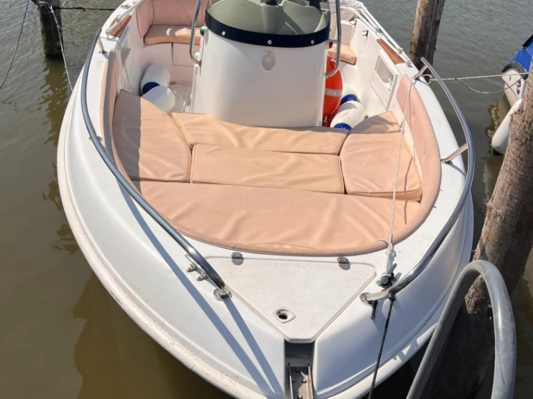 Motorboot te huur in Chioggia voor de beste prijs