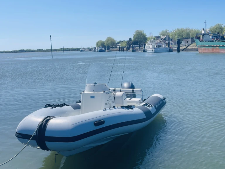 Huur RIB met of zonder schipper Zodiac in Arzon