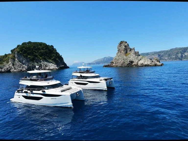 Bootverhuur Castellammare di Stabia goedkoop Prestige M48