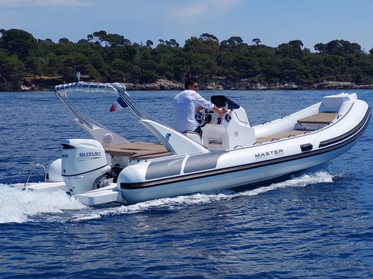 Huur een Master Master 630 SUMMER in Mandelieu-la-Napoule