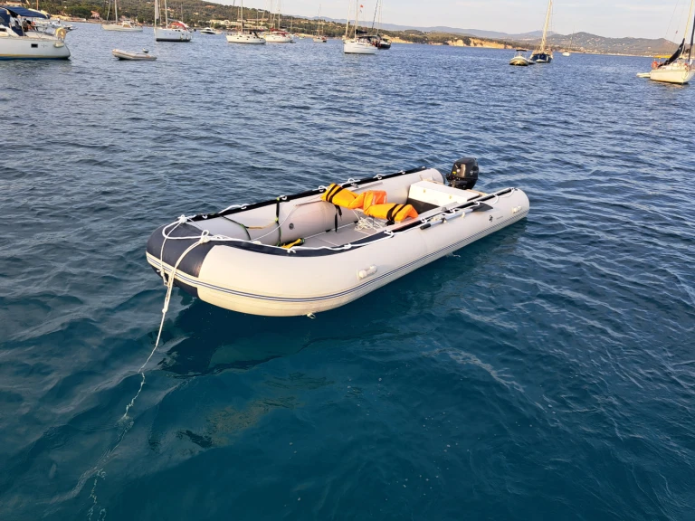 Motorboot te huur in La Ciotat voor de beste prijs