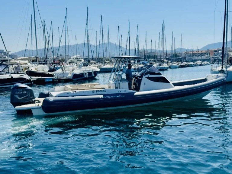 Bootverhuur Capelli Tempest 38 in Marseille via SamBoat