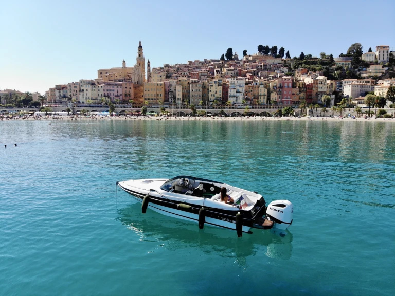 Motorboot te huur in Nice voor de beste prijs