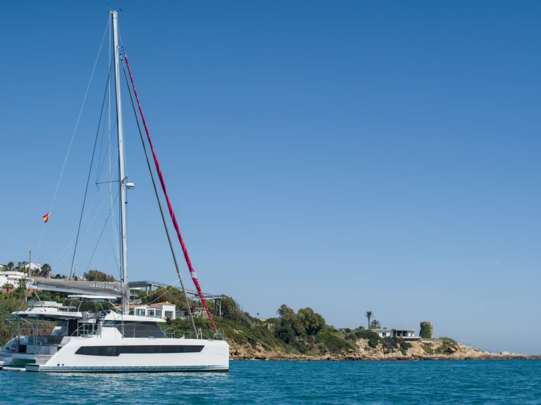 Verhuur Catamaran Leopard met vaarbewijs