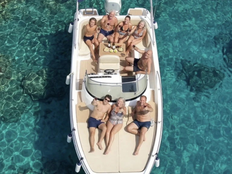 Bootverhuur Portals Nous goedkoop Saver 750 Cabin 