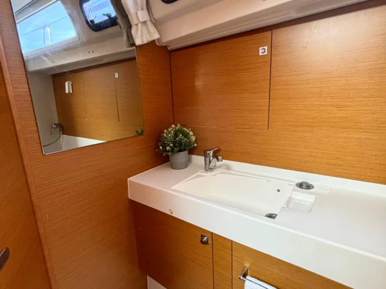 Jachthuur in La Pobla de Farnals - Jeanneau Sun Odyssey 509 via SamBoat