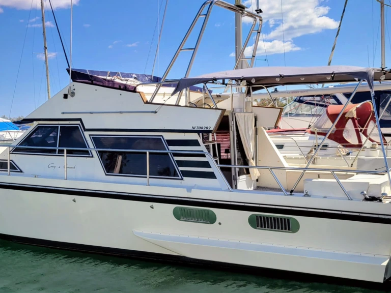 Motorboot te huur in Sainte-Marie-la-Mer voor de beste prijs