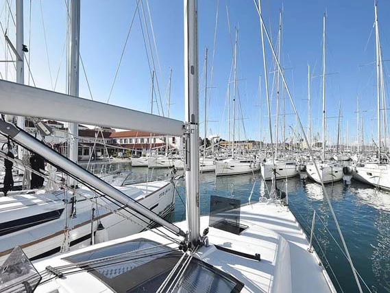 Huur Zeilboot met of zonder schipper Dufour in Pula