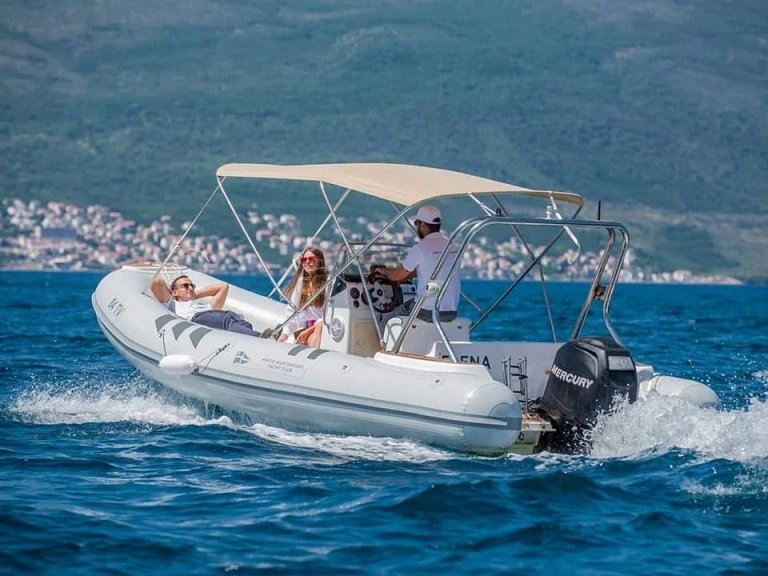 Jachthuur in Tivat -  Stingray Predator 640 via SamBoat