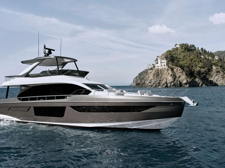 Bootverhuur Azimut AGLAYA in Zadar via SamBoat