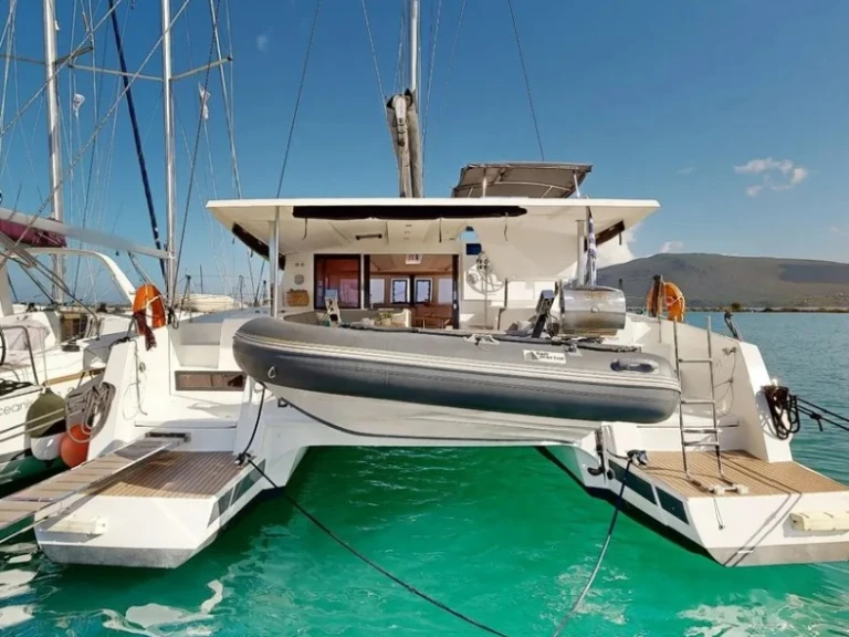 Verhuur Catamaran in Paros (Eiland) - Fountaine Pajot Isla 40